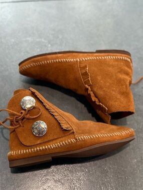 New Suede Vintage Mocassins Marked Women’s 8 But Fit Like a 7 Handmade.